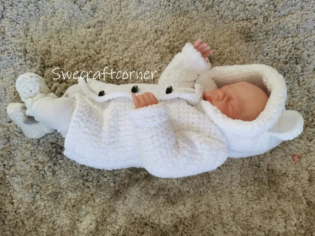 THE BEAR BABY JACKET - FREE crochet pattern Clothes & Outfits