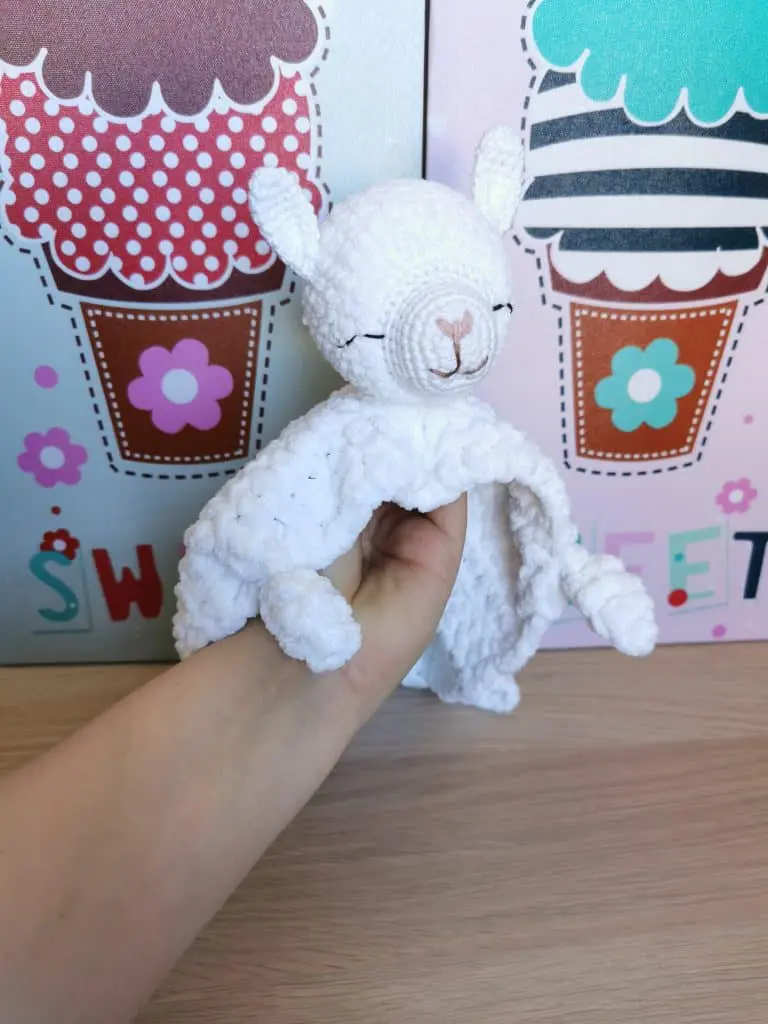 FREE crochet pattern - Baby lovey, Llama Loveys & Blankets
