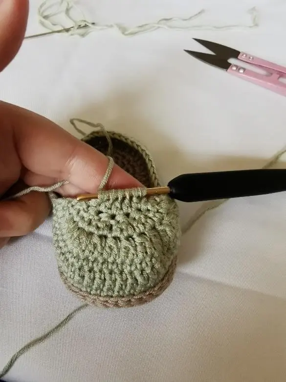 Crochet Baby Shoes – Free Pattern for Adorable Little Feet! Crochet Baby Shoes – Free Pattern for Adorable Little Feet! Booties, Hats & Accessories