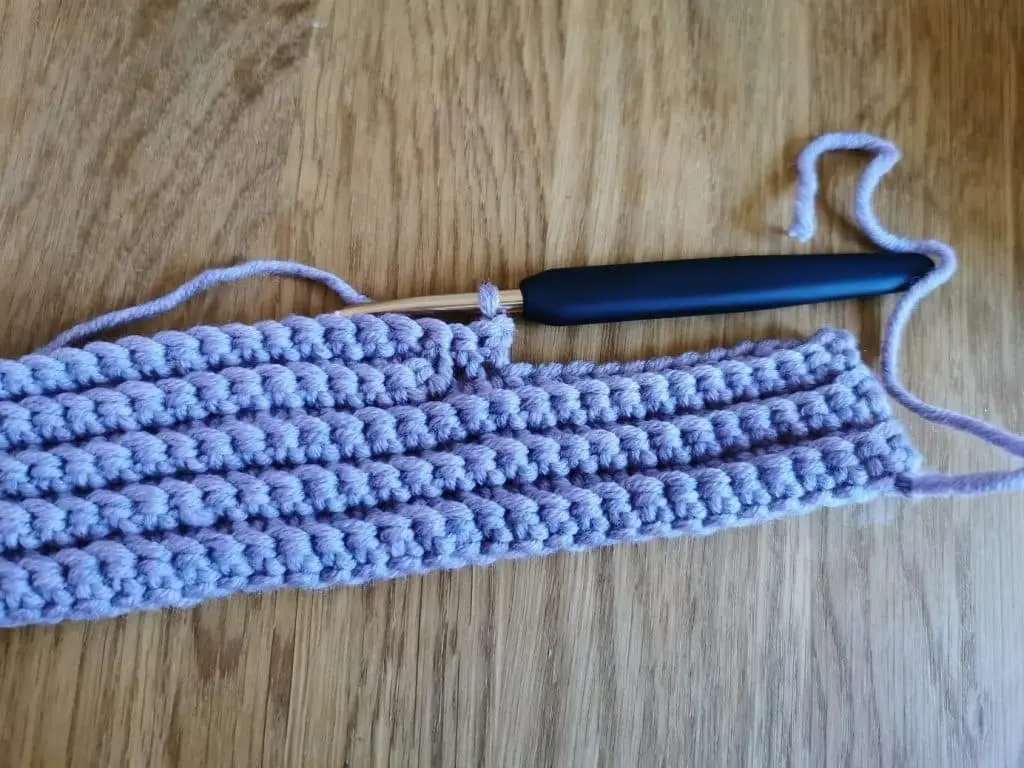 How to make a ribbed crochet hat, instruction pic 3