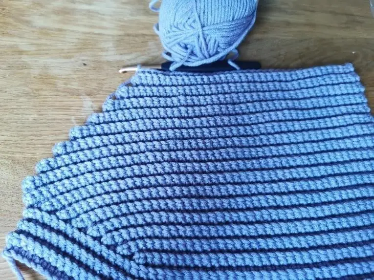 How to make a ribbed crochet hat, instruction pic 4
