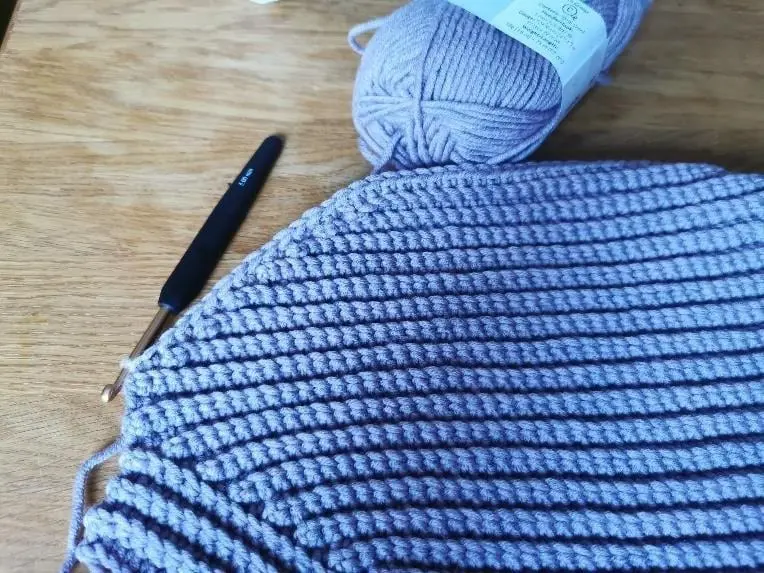 How to make a ribbed crochet hat, instruction pic 5