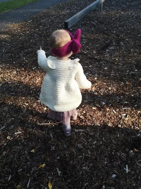 FREE PDF crochet pattern - Girls coat with ruffles Clothes & Outfits