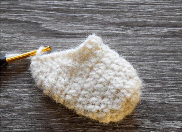 FREE crochet pattern - Baby socks Clothes & Outfits