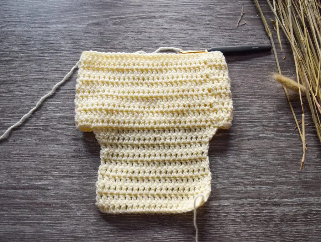 FREE crochet pattern - Baby romper/jumpsuit Clothes & Outfits