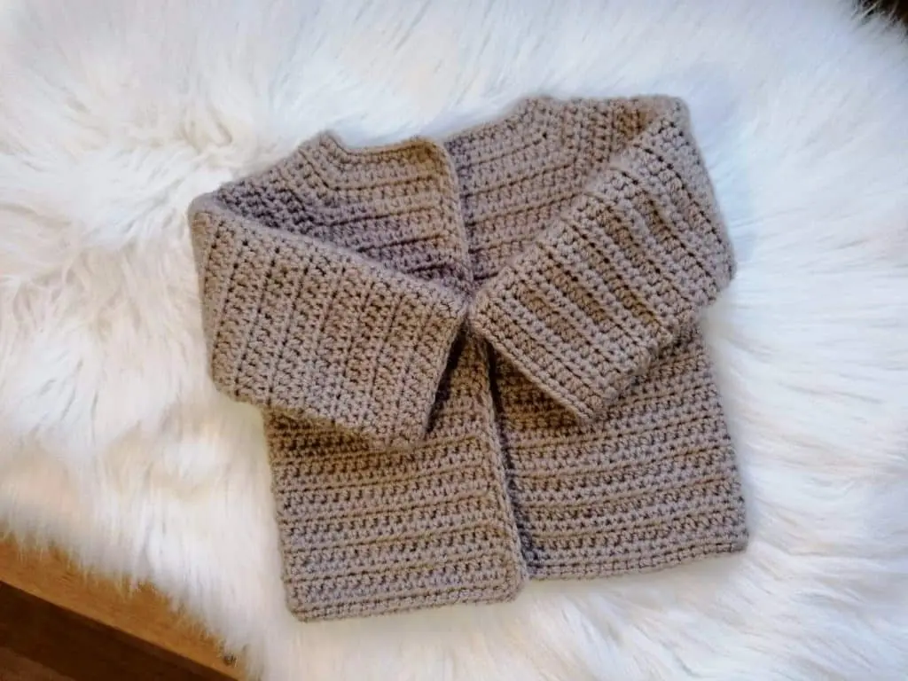 FREE crochet pattern - Baby cardigan Clothes & Outfits