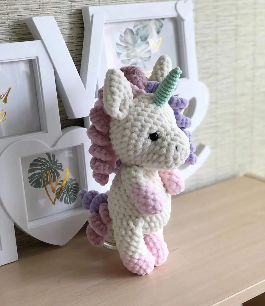 30 + Free patterns of Super cute stuffed animals to make Crochet Roundups