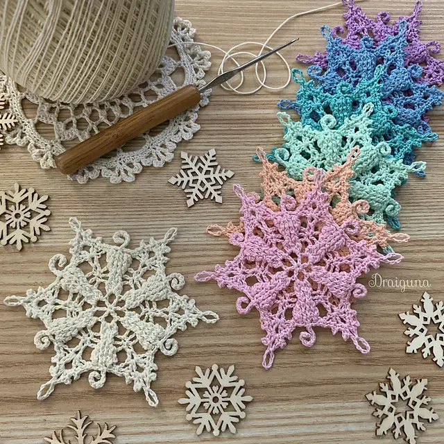 10 Cute FREE Ornament Crochet Patterns! Crochet Roundups