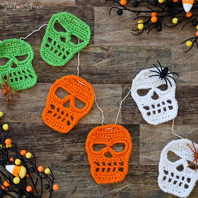 10 Halloween FREE Crochet Patterns! Crochet Roundups