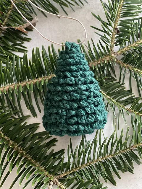 10 Cute FREE Ornament Crochet Patterns! Crochet Roundups