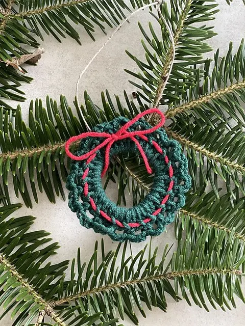 10 Amazing FREE Ornament Crochet Patterns! Crochet Roundups