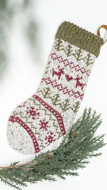 10 Festive Crochet Stocking Patterns for Free Crochet Roundups