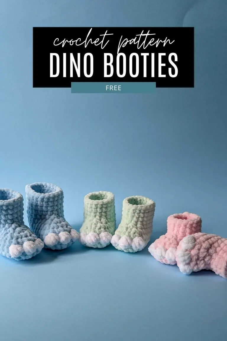 Free Dinosaur Baby Booties Crochet Pattern in 3 sizes Crochet dinosaur-themed baby booties